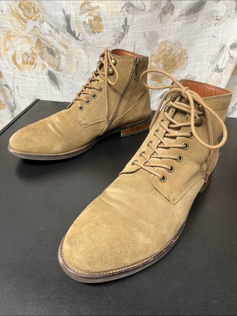 Vince Camino VY-Laran Men's Tan Leather Suede Lace-Up Boots